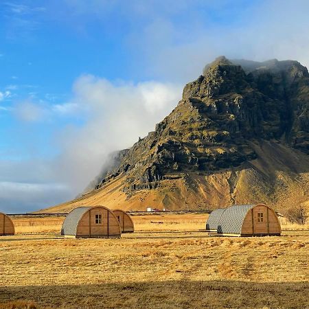 Starlight Camping Pods 霍尔斯沃德吕尔 外观 照片